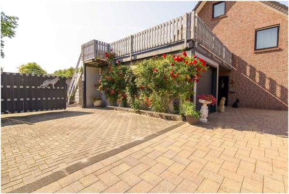 Aussenansicht Doppelgarage