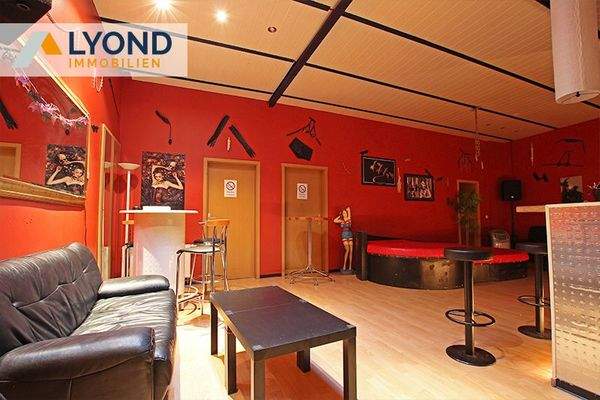 Aufenthaltsbereich & Bar Erotikclub