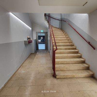 22_Treppenhaus EG.jpg