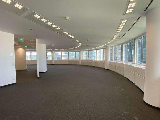 20250917_1220_Andromeda Tower_8OG_ANF (2)