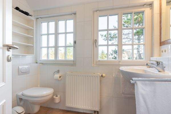 Ferienwohnung-Haus Carin 2-Wenningstedt-50-37-26