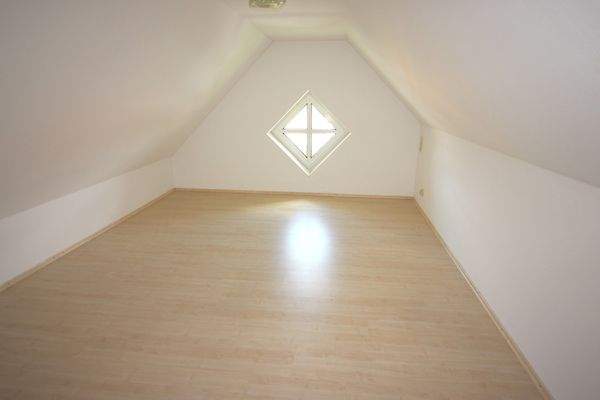 Dachzimmer W 2 im DG