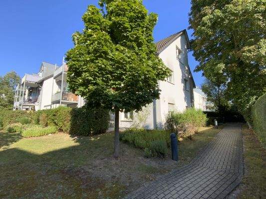 Zugang zur Wohnanlage