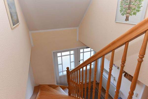 stilvolle Hartholztreppe