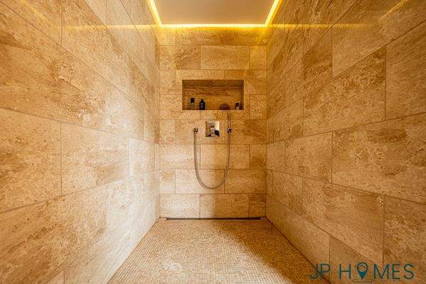 Bodengleiche Dusche OG