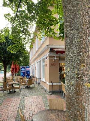 Sitzplätze Außenseite