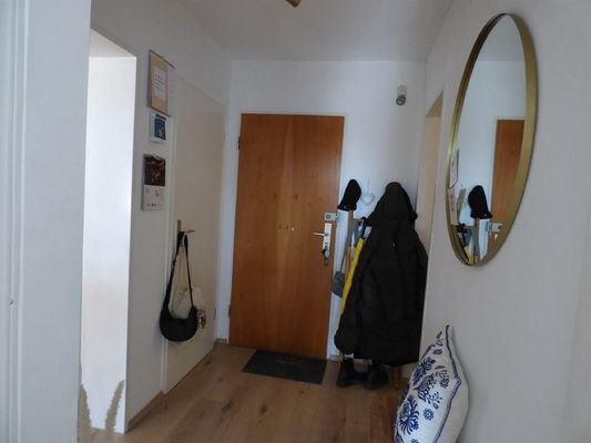 Garderobe-Diele