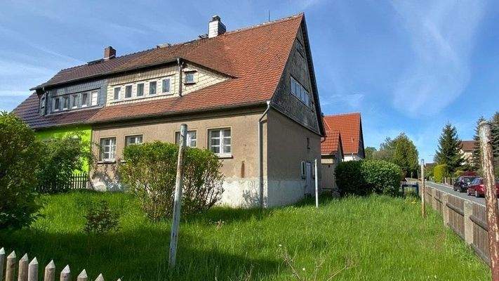 Seiten- und Rückansicht