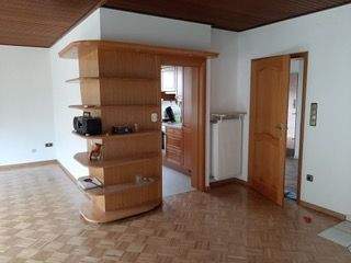 Wohnzimmer_Blick Küche.jpeg