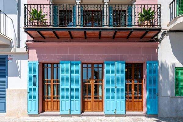 02_stadthaus_portocolom_meerblick_1stline