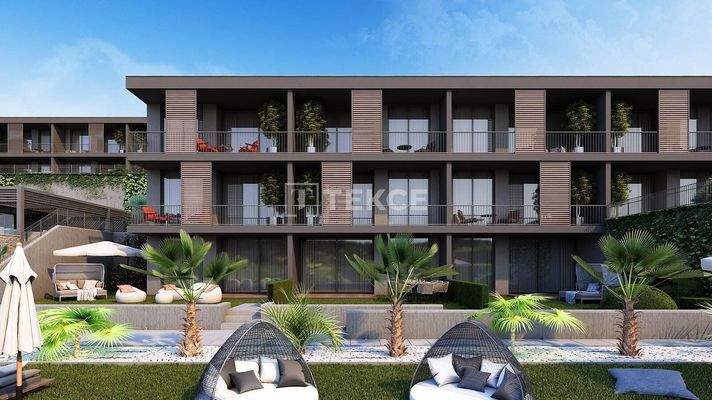 Apartments with Sea View in a Complex in Dörttepe Bodrum