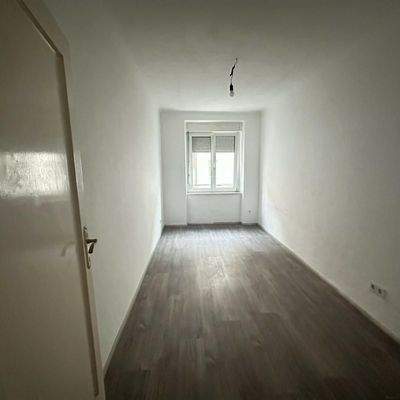 20251106_151834246_iOS