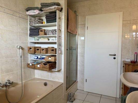 Vollbad im Erdgeschoss