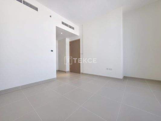 Luxury Ready-to-Move Parkside Apartment in Dubai Hills Estate