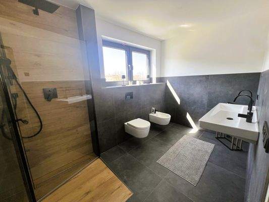 Bad en Suite Staffelgeschoss