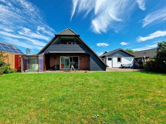 blick aus dem Garten