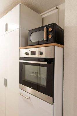 Backofen und Mikrowelle 