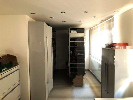Zimmer 3 Archivraum Aktenraum im 2. OG