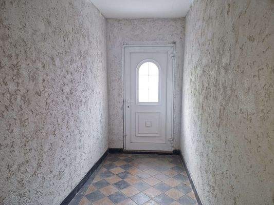 Hauseingang Straßenseite