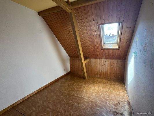 Zimmer DG 3-Familienhaus