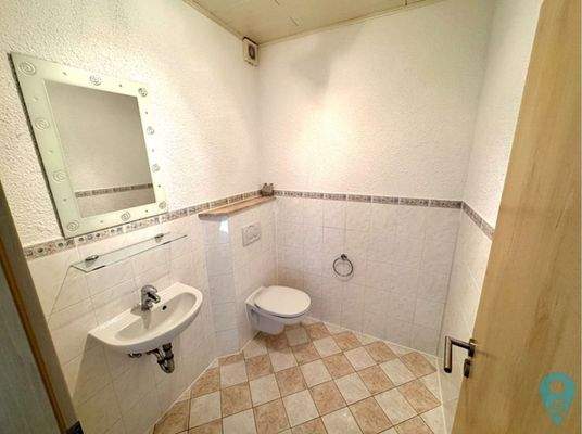 DHH-Schrollbach-Innenansicht-OG-Gäste-WC