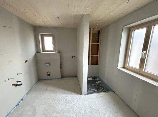 Bad im OG (rechts die Dusche)