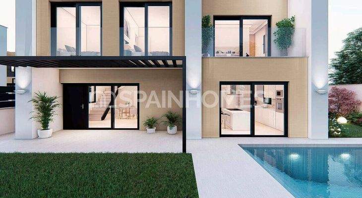 Villas with Private Pools and Gardens in San Juan Alicante