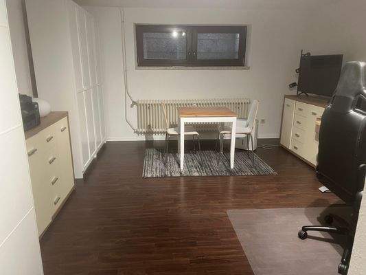 wohnlich ausgebauter Hobbykeller