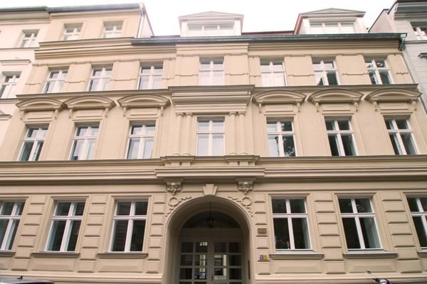 18-apartment787.jpg