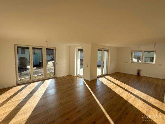 Wohn-Essbereich EG mit Ausgang zur Terrasse