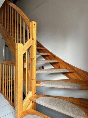 Treppenaufgang zum DG