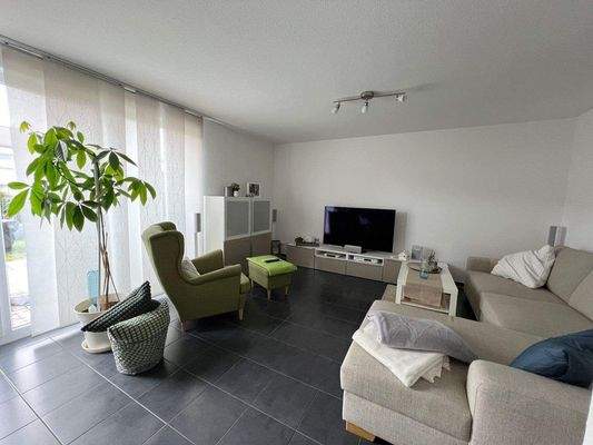 Wohnzimmer Blick.JPEG