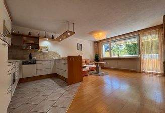 Foto 1 - Bild Wohnzimmer 1.jpeg