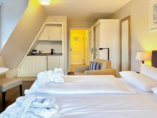 Küchenzeile, Blick zum Flur