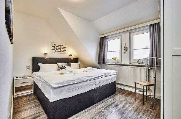 Wohnung OG rechts Schlafzimmer