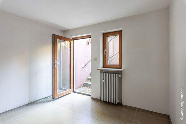 Untergeschoss mit Außentreppe