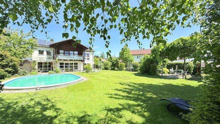 weitläufiges Grundstück