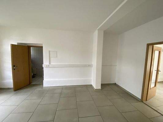 2. Raum, Laden-Büro