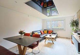 Schönes, helles Wohn- und Esszimmer