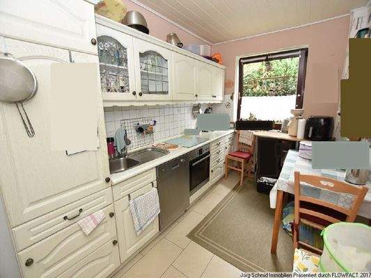 Küche mit Sitzplatz