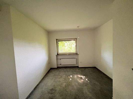 Haus-Gießen-Kleinlindener Straße 39-Zimmer  UG.JPE