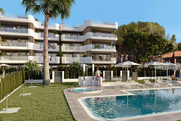Modernes, stylisches 3 Zi.-Apartment mit weitläufigen Außenbereichen in Cala Lliteres
