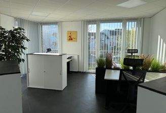 Büroraum 1.2 (1.OG)