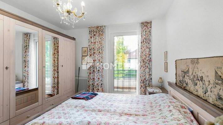 1. OG Schlafzimmer 2