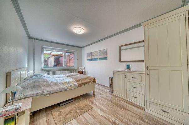 Erdgeschoss Schlafzimmer