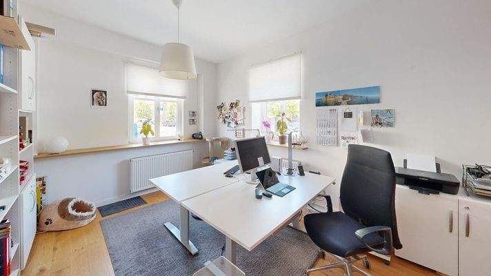 Büro im EG