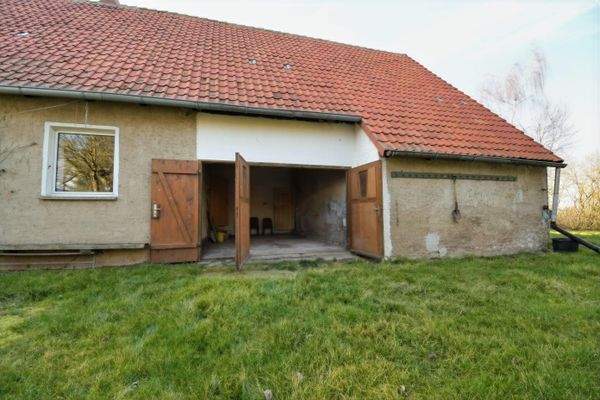 Ansicht integrierte Garage