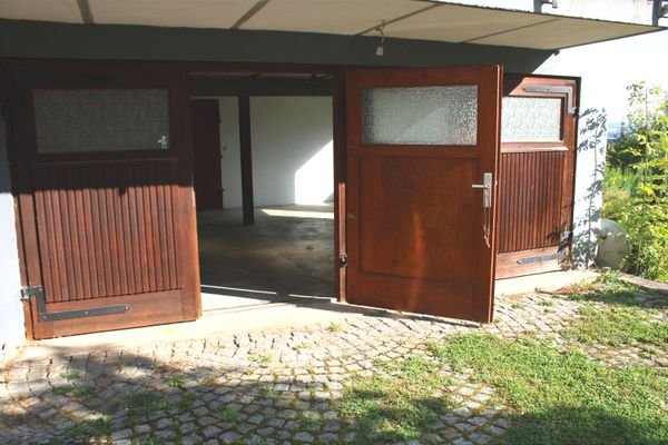 Zur We 1 Doppelgarage.JPG