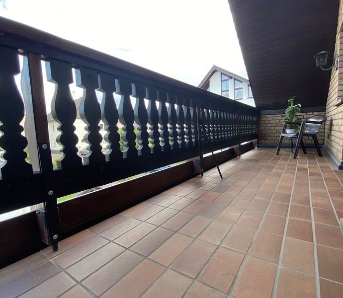 Ruhige 2,5-Zimmer-Dachgeschosswohnung mit Balkon in Troisdorf-Müllekoven