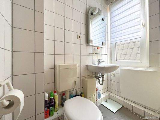 OG Wohnung links Bad mit Dusche